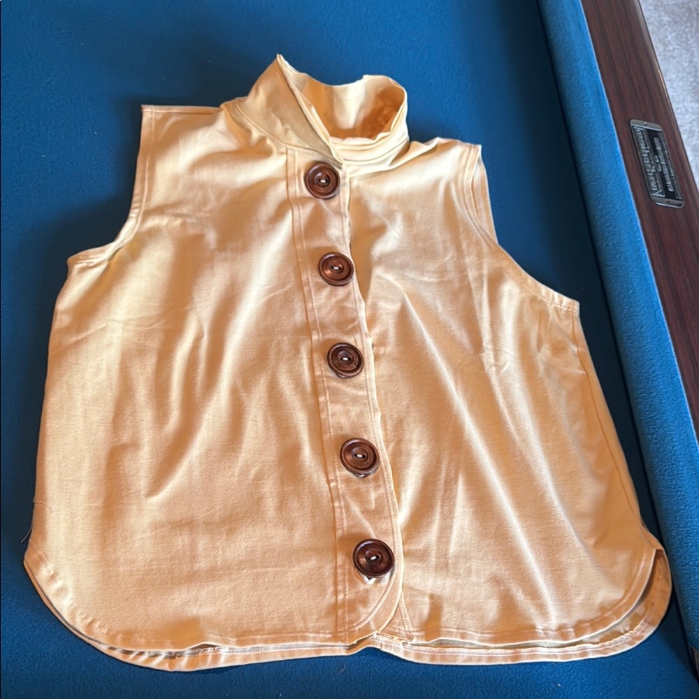 Neon Buddha Yellow Button-Up shirt L